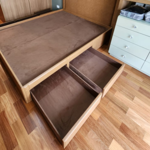 Cama Gaven